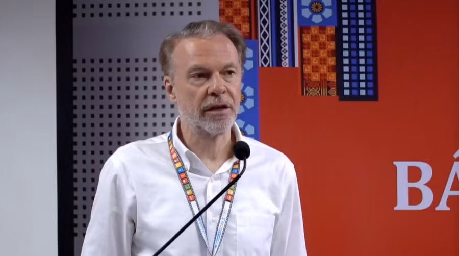 Ông Christian Manhart, Trưởng Đại diện UNESCO tại Việt Nam phát biểu tại toạ đàm.