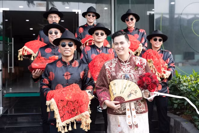 Ông xã của nữ diễn viên là con út trong gia đình gốc Hoa. Ảnh: MXH.