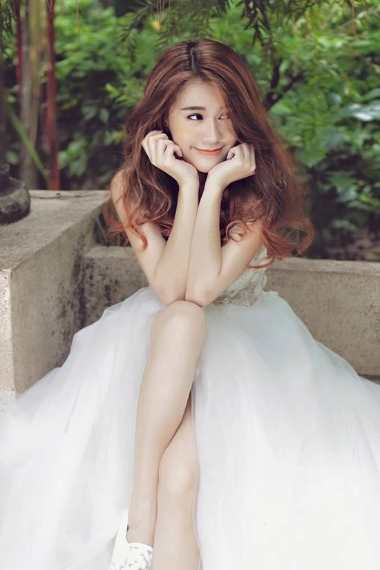 Loạt ảnh thân mật "tố cáo" chuyện hẹn hò giữa Ngọc Thảo - Andree