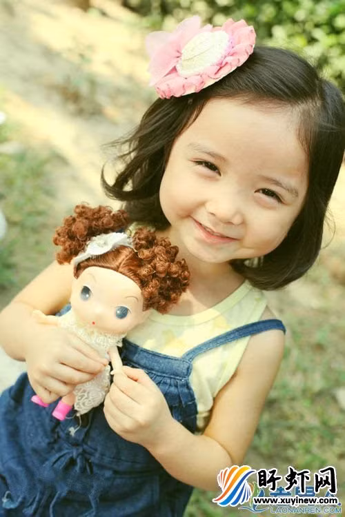  Những bức ảnh thời thơ ấy chứng minh tiểu mỹ nhân này...đẹp từ trong trứng! 