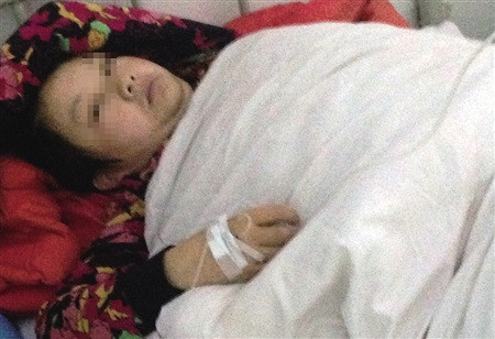 Hốt hoảng vì đẻ rơi con trong nhà vệ sinh mà không hề hay biết