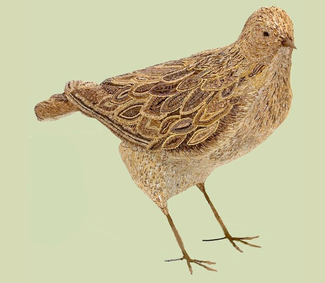 Cô gái trẻ có biệt tài ghép hình độc đáo, được hợp thành từ hàng triệu mảnh ghép nhỏ. Cô gái ghép hình tuyệt đẹp từ hàng triệu hạt đá nhỏ