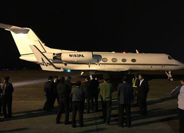 Chuyên cơ chở ông Nguyễn Bá Thanh đã về đến Đà Nẵng Chuyên cơ chở ông Nguyễn Bá Thanh đã về đến Đà Nẵng