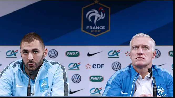 Deschamps (phải) "từ mặt" Benzema suốt 5 năm qua.