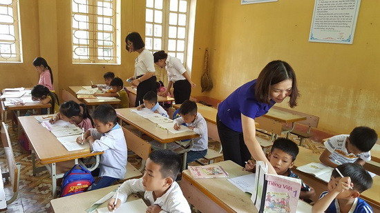 Để chuẩn bị cho Ngày khai giảng và năm học mới, Sở GD&ĐT Yên Bái đã cử các đoàn đi kiểm tra, rà soát các hoạt động, công tác chuẩn bị của các Phòng GD&ĐT, các nhà trường