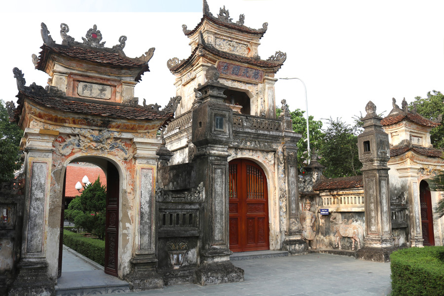 Nghệ thuật kiến trúc thời nhà Lê tại đền được gìn giữ đến ngày nay. Ảnh: Phạm Tâm