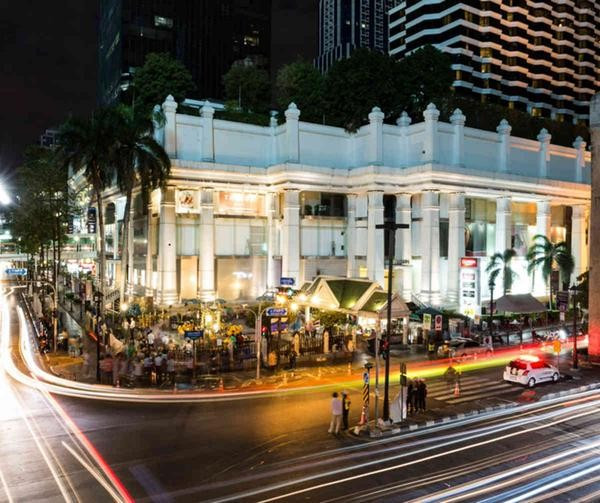 Khu vực gần hiện trường vụ nổ ở Bangkok. Ảnh: SkyNews 2 nghi phạm đánh bom Bangkok ra trình diện