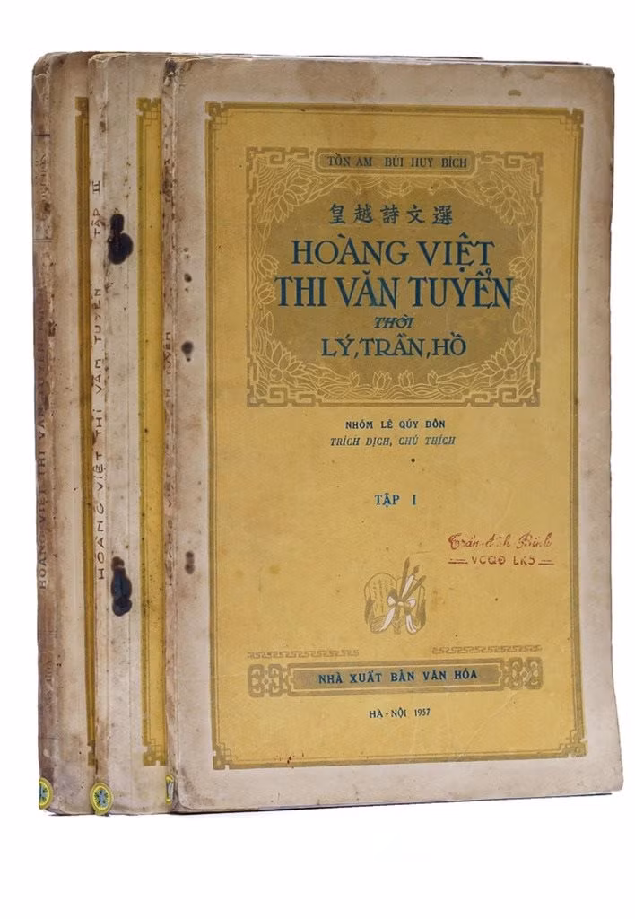 Tác phẩm 'Hoàng Việt thi văn tuyển' của Hoàng giáp Bùi Huy Bích.