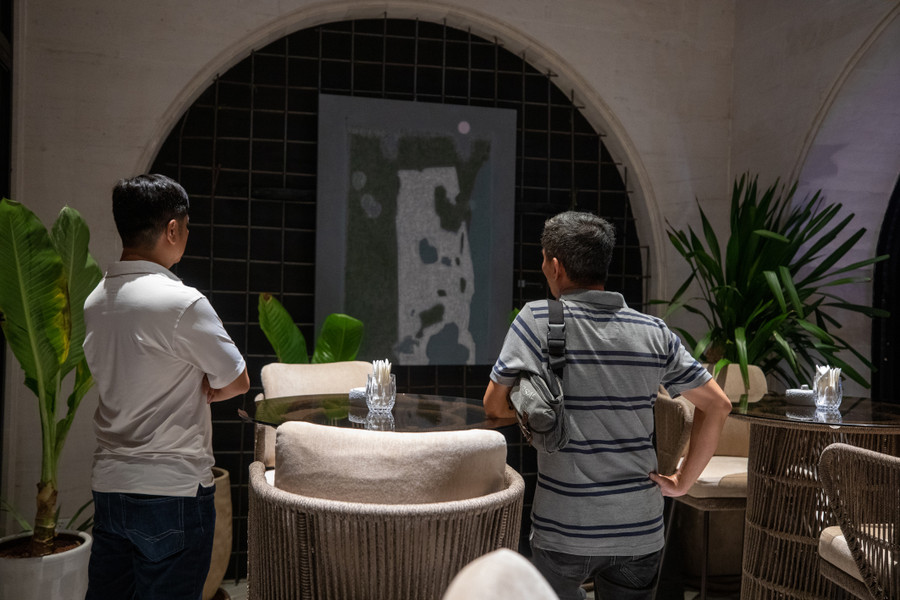 Ngoài ý niệm nghệ thuật, tác phẩm của Hoàng Đăng Nghiễm đề cao môi trường, giảm thiểu chất thải.