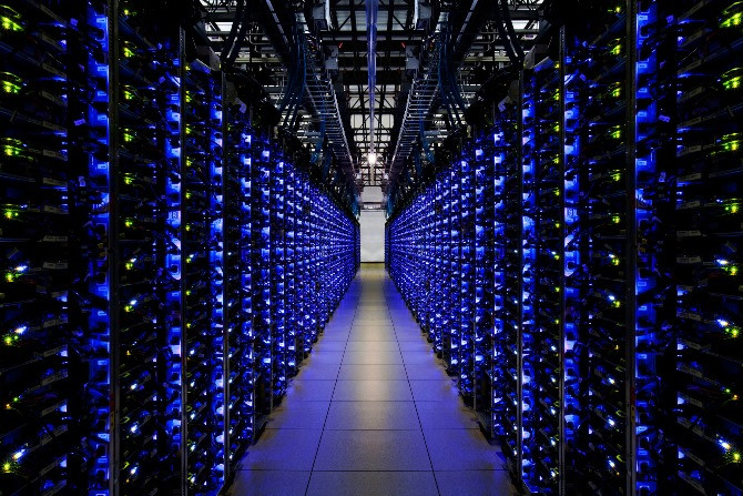Qua 16 năm tồn tại, Google đã thay đổi rất nhiều, và não bộ con người cũng đã thay đổi để thích ứng với một thế giới không thể thiếu vắng các bộ máy tìm kiếm.