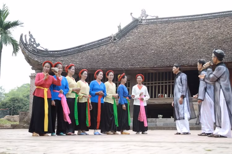 Đình Vường trở thành nơi sinh hoạt văn hóa tinh thần không thể thiếu của người dân thôn Hậu, xã Liên Chung (Tân Yên - Bắc Giang).