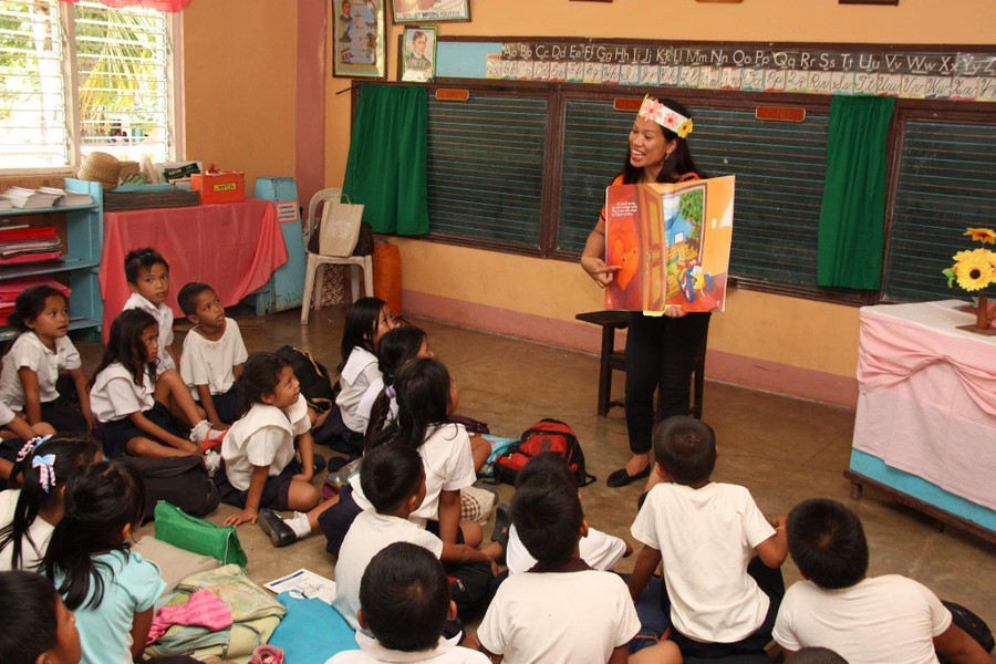 Philippines dạy song ngữ tiếng Anh. Philippines dạy song ngữ tiếng Anh.