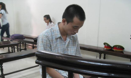 Giết bạn nghiện vì tiêm thuốc không thấy Giet ban nghien vi tiem thuoc khong thay