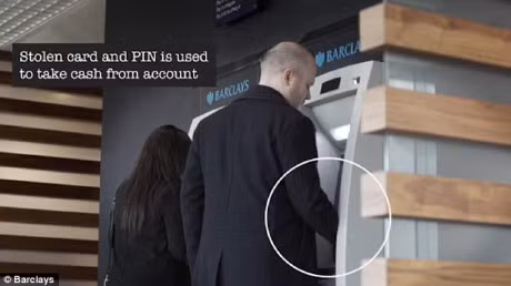 Boc me thu doan danh trao the ATM vo cung tinh vi cua bon lua dao - Anh 8