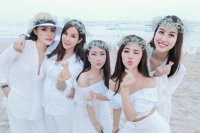 Dân mạng lú lẫn không phân biệt được ai là Kỳ Duyên trong bức ảnh này!