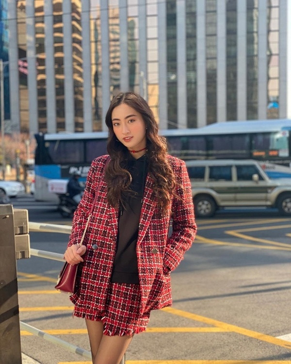 Mỹ nhân Việt gợi ý diện đồ đỏ hút lộc cho cả năm may mắn ảnh 2 6 Mỹ nhân Việt gợi ý diện đồ đỏ hút lộc cho cả năm may mắn tyty