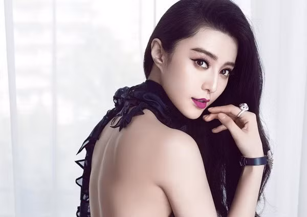 het nam hoi, dau la nguoi dep bi ghet nhat lang giai tri hoa ngu - 16