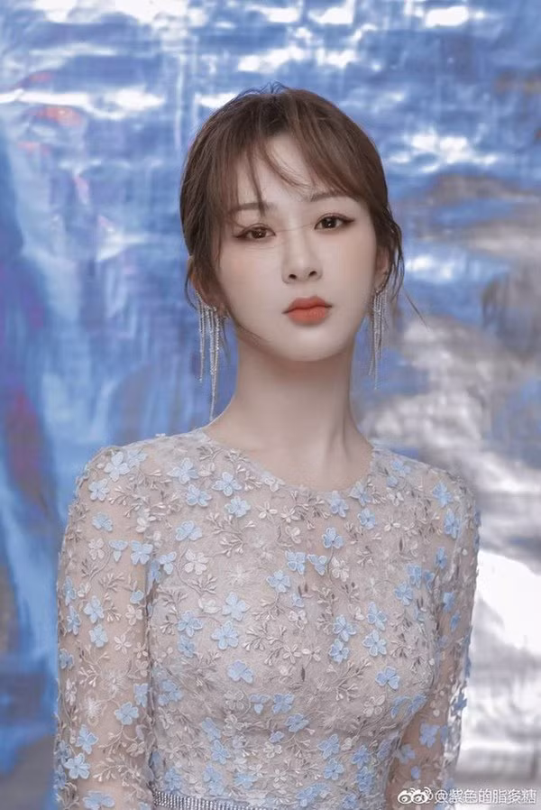 het nam hoi, dau la nguoi dep bi ghet nhat lang giai tri hoa ngu - 10