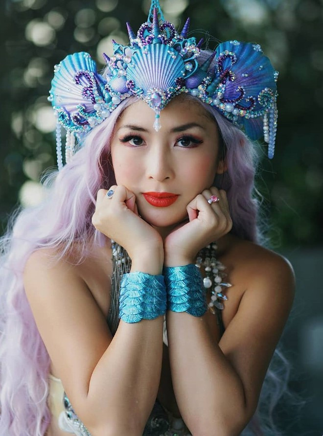 9X Singapore kiếm thu nhập khủng nhờ nghề hóa thân... công chúa ảnh 2 9X Singapore kiem thu nhap khung nho nghe hoa than cong chua hinh anh 3
