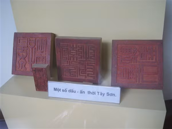 Ấn tín của vua Quang Trung (trong Bảo tàng Quang Trung).