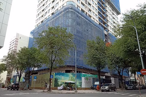 Khu nhà đất 15 Thi Sách (Q.1, TPHCM) - tài sản liên quan đến vụ án. Ảnh: IT