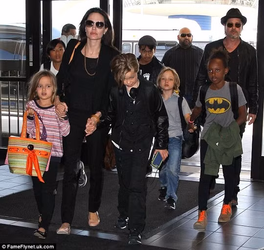 Đại gia đình Brangelina