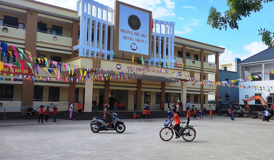 Trường Tiểu học Quảng Nham 1 (Quảng Xương, Thanh Hóa) đang liên kết với Công ty BIBI dạy liên kết tăng cường môn Toán - Tiếng Việt.