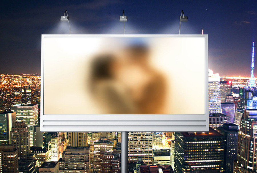 Phim “người lớn” trên bảng quảng cáo billboard. Phim “người lớn” trên bảng quảng cáo billboard.
