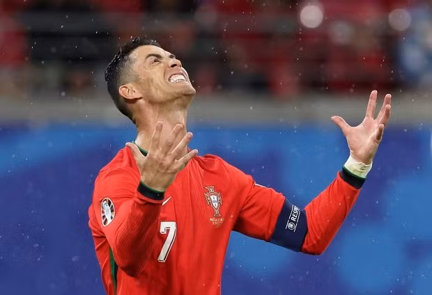 Dấu ấn không thể thay thế của Ronaldo với tuyển Bồ Đào Nha tại EURO
