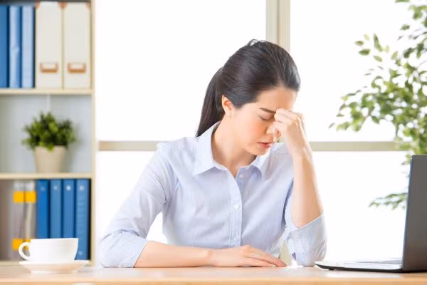 Nhiều người bị tâm bệnh nhưng không biết mình mắc. Ảnh: INT.