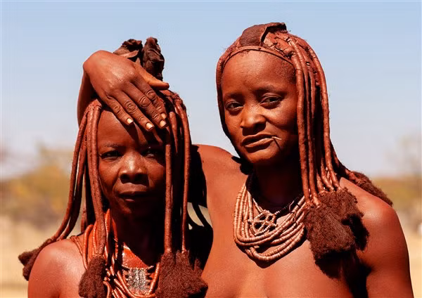 Người bản xứ Him Ba.