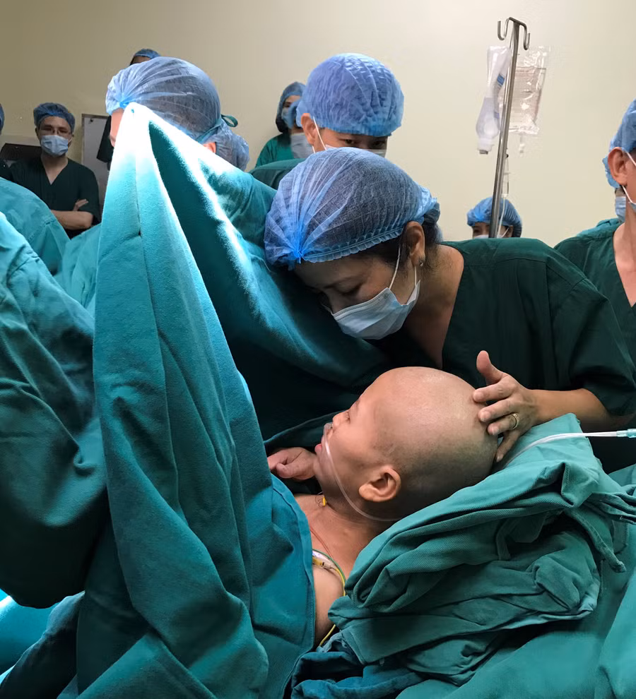 Ca mổ sinh đặc biệt.