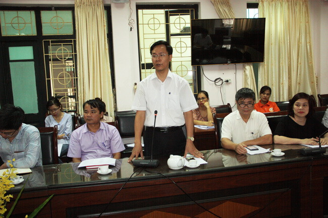 Đại diện các trường đại học thành viên phát biểu tại lễ kí kết Đại diện các trường đại học thành viên phát biểu tại lễ kí kết