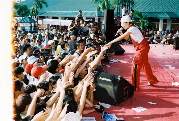 ca sĩ Lê Hiếu, sao Việt