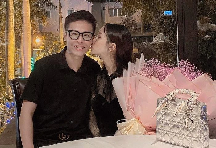 Con gái Minh Nhựa tặng chồng loạt quà "khủng" dịp Valentine