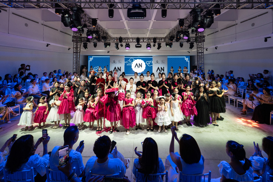 An show’23 cùng góp quỹ 'Áo mới đến trường'. Ảnh: BTC. An show’23 cùng góp quỹ 'Áo mới đến trường'. Ảnh: BTC.