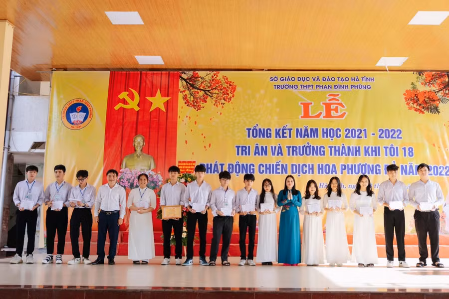 Trong những năm qua, Trường THPT Phan Đình Phùng luôn giữ vững vị trí tốp đầu về chất lượng giáo dục ở Hà Tĩnh (Ảnh: Đình Thông).