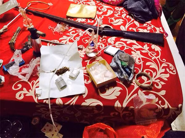 Từ đầu mối ma túy phát hiện ra “kho” vũ khí