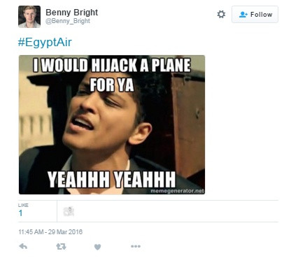 Hình ảnh được biến tấu với bình luận "Anh sẽ cướp một chiếc máy bay vì em". Ảnh chụp màn hình