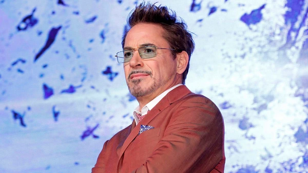 Nam diễn viên Robert Downey Jr. 