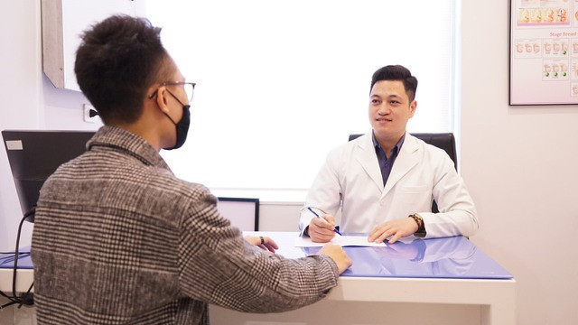 Bệnh nhân khám Bệnh nhân khám