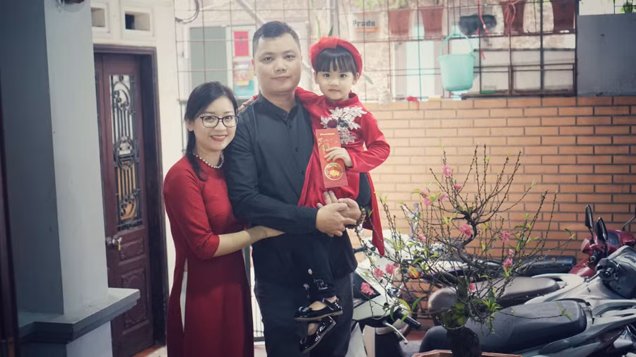 Gia đình NSƯT Hoàng Anh. Ảnh: NVCC.