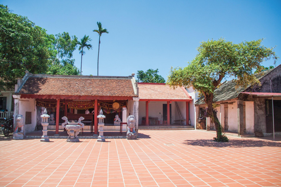 Di tích đền thờ tiến sĩ Ninh Tốn tại Ninh Bình.