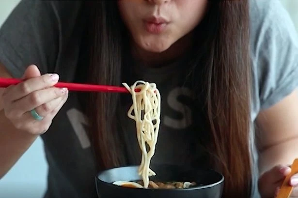 Cách ăn mì Ramen chính xác không phải ai cũng biết