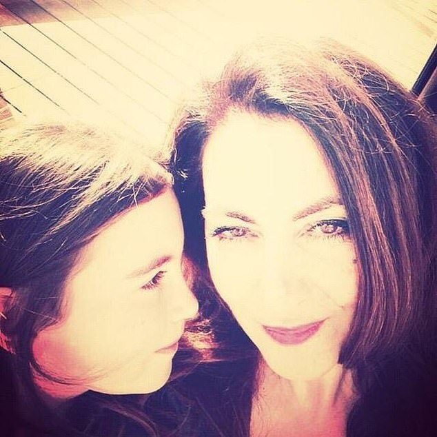 Laleh bị tịch thu hộ chiếu và không thể rời khỏi Dubai