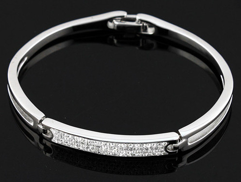 Lý do nên đeo trang sức bạc