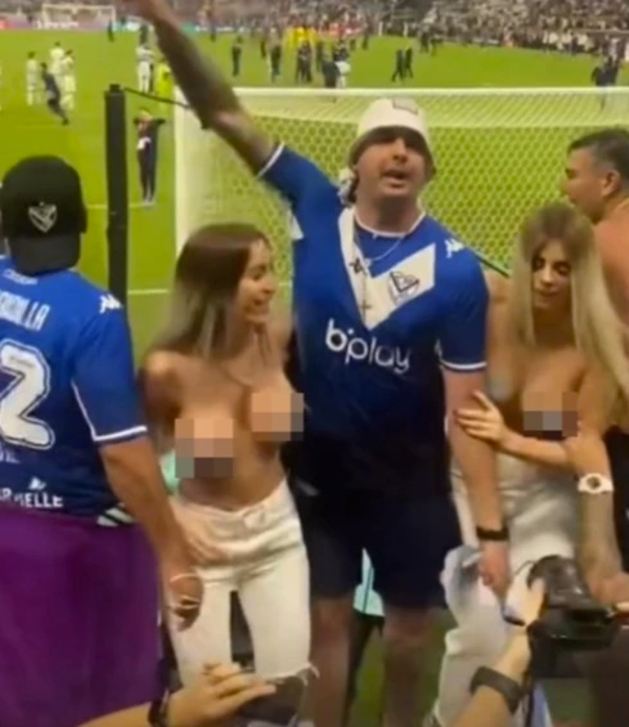 Hành vi của 2 nữ cổ động viên Argentina có thể phải ngồi tù ở Qatar. Hành vi của 2 nữ cổ động viên Argentina có thể phải ngồi tù ở Qatar.