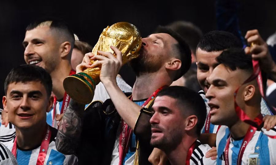 FIFA đã xoá bài đăng ngầm công nhận Messi là GOAT.