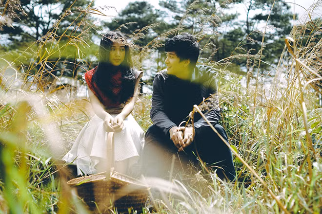 Hoàng Oanh hóa cô bé quàng khăn đỏ ảnh 7