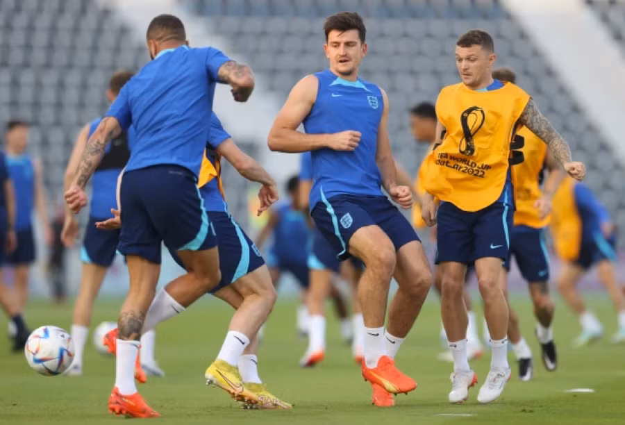 Bất chấp phong độ thấp trong thời gian gần đây nhưng trung vệ Maguire vẫn có tên trong đội hình xuất phát tuyển Anh.